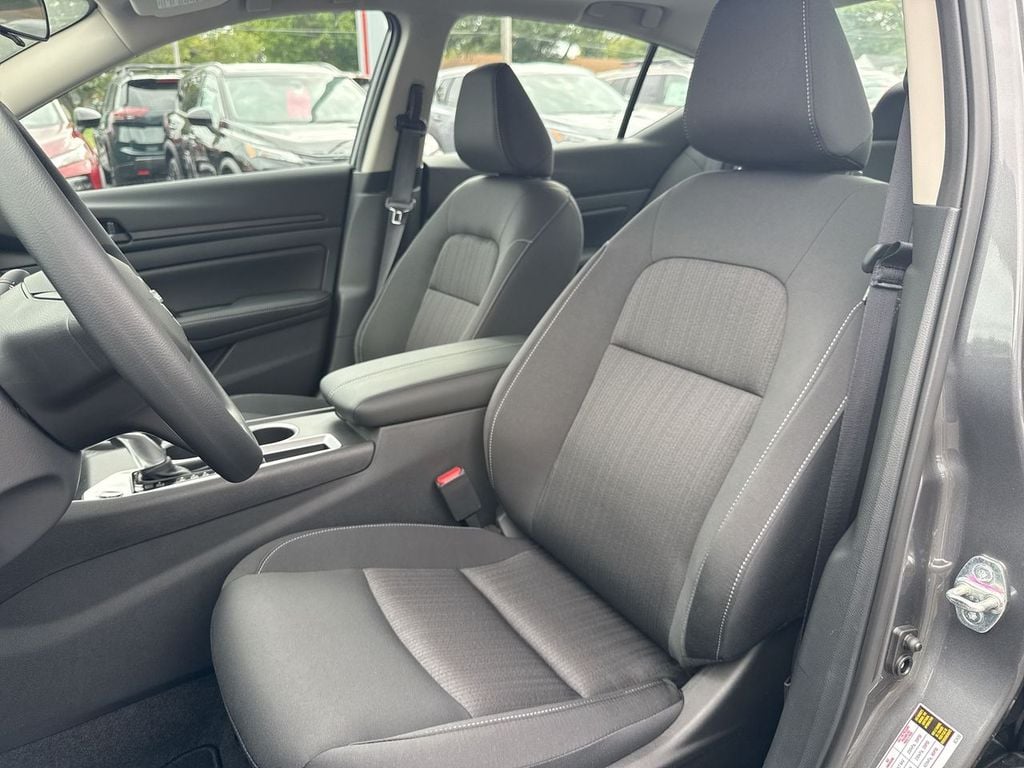 New 2026 Nissan Altima 2.5 SV - photo - 20