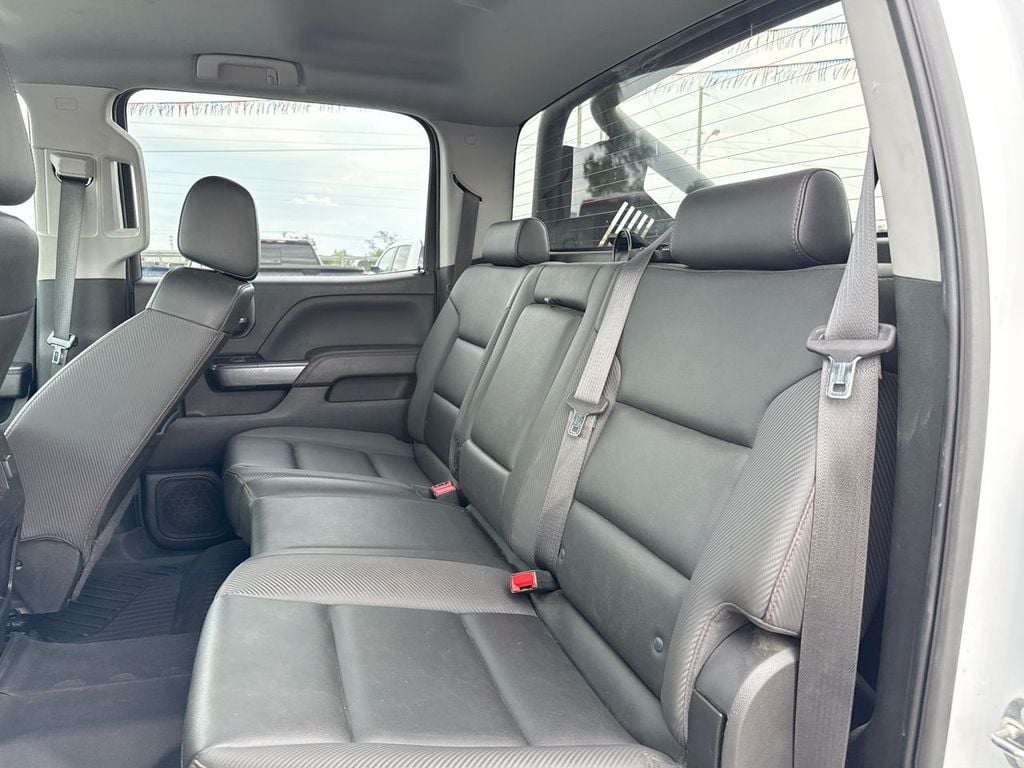 Pre-Owned 2018 GMC Sierra 2500HD SLT - photo - 10
