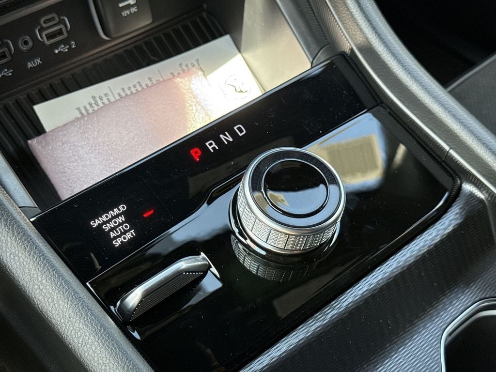 New 2026 Jeep Grand Cherokee L Altitude - photo - 27