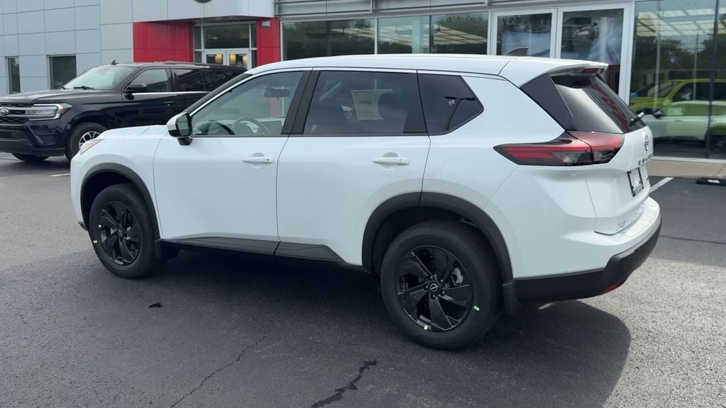 New 2026 Nissan Rogue SV - photo - 3