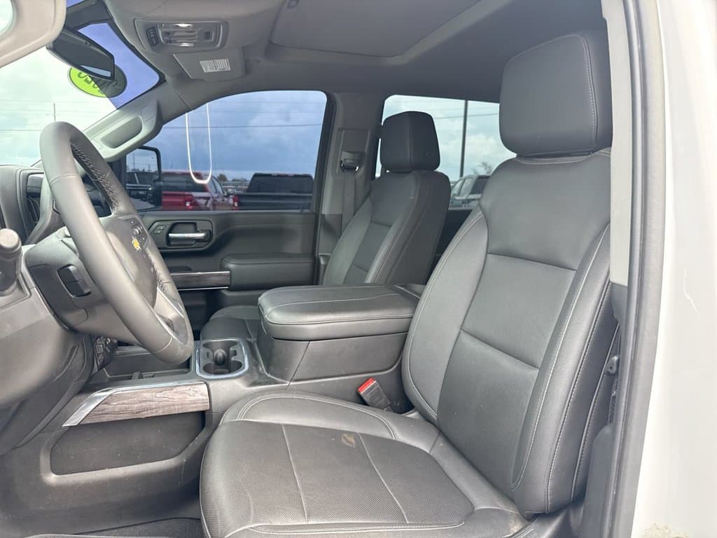Pre-Owned 2023 Chevrolet Silverado 2500HD LTZ - photo - 20