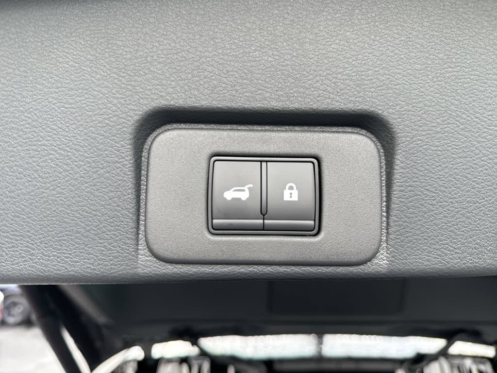 New 2026 Nissan Rogue Platinum - photo - 17