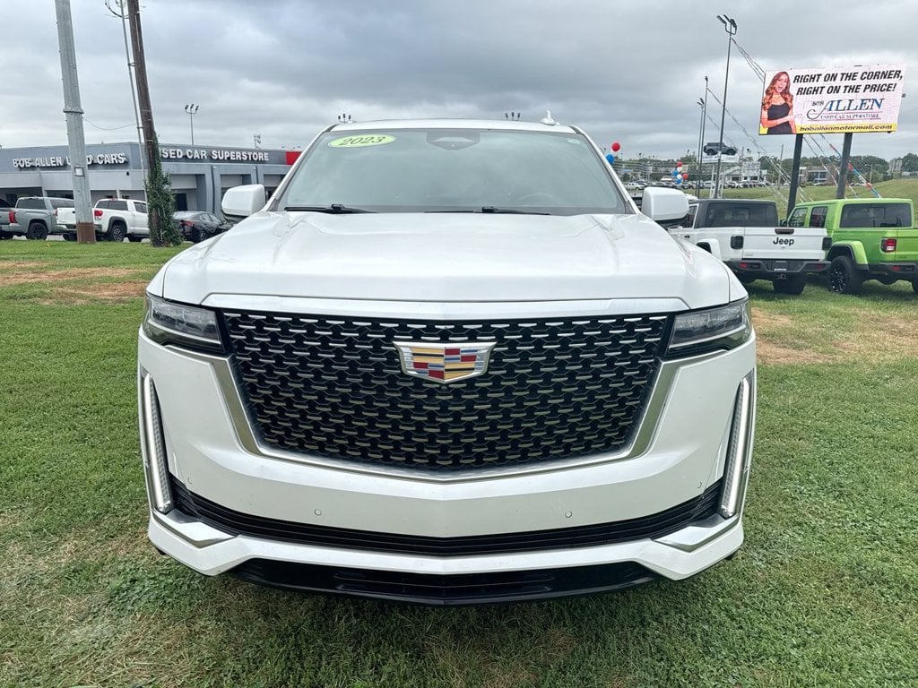 Pre-Owned 2023 Cadillac Escalade ESV Premium - photo - 15