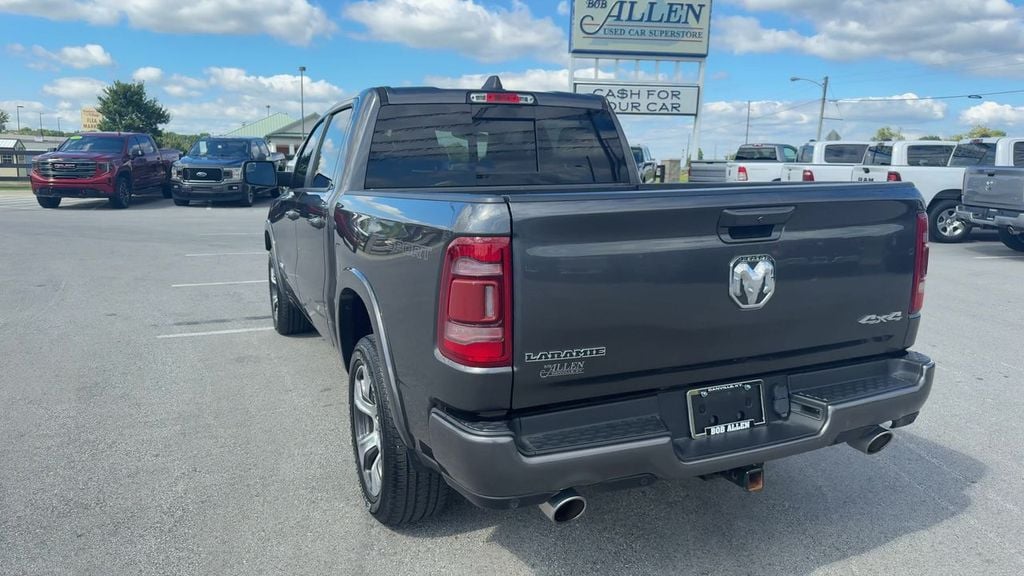 Pre-Owned 2022 Ram 1500 Laramie - photo - 4