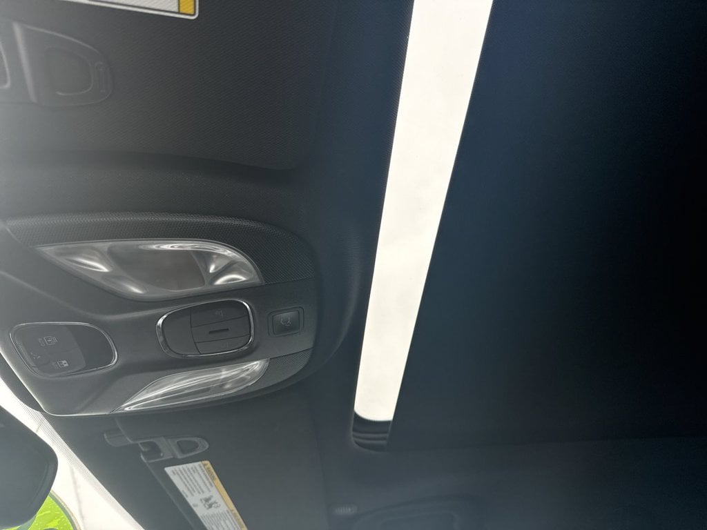 Pre-Owned 2025 Jeep Compass Latitude - photo - 31