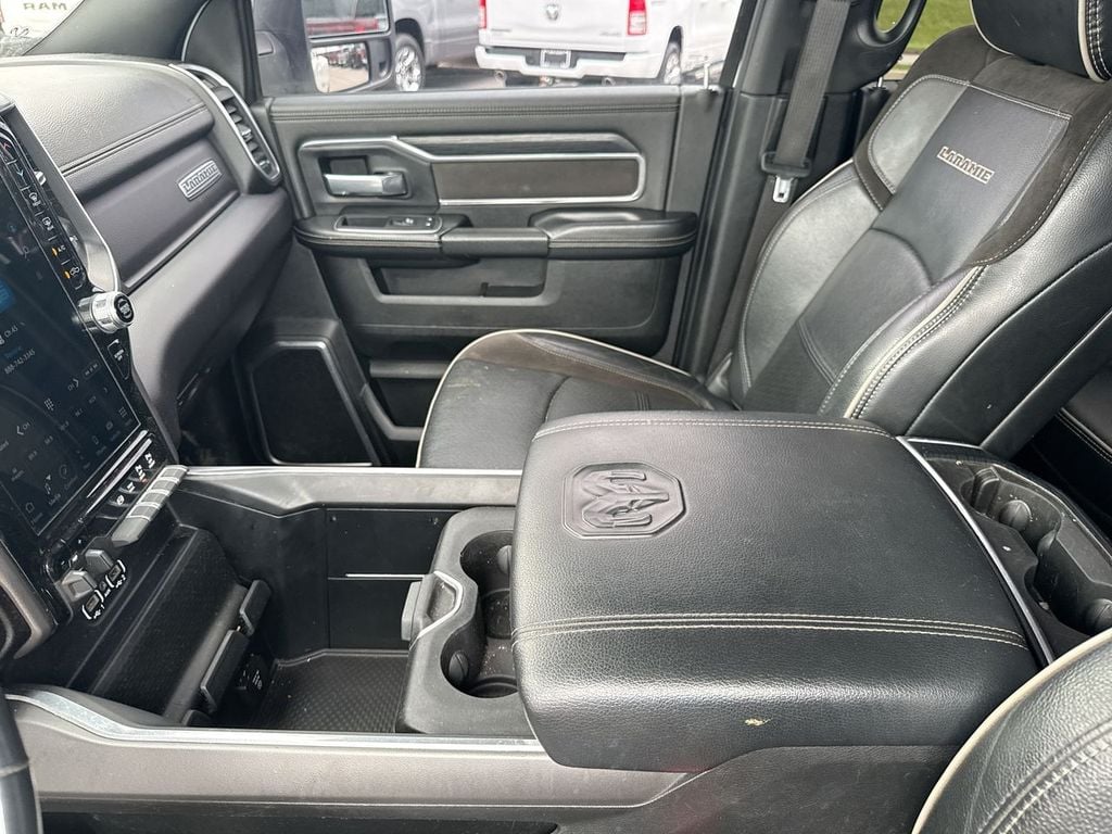 Pre-Owned 2023 Ram 3500 Laramie - photo - 24