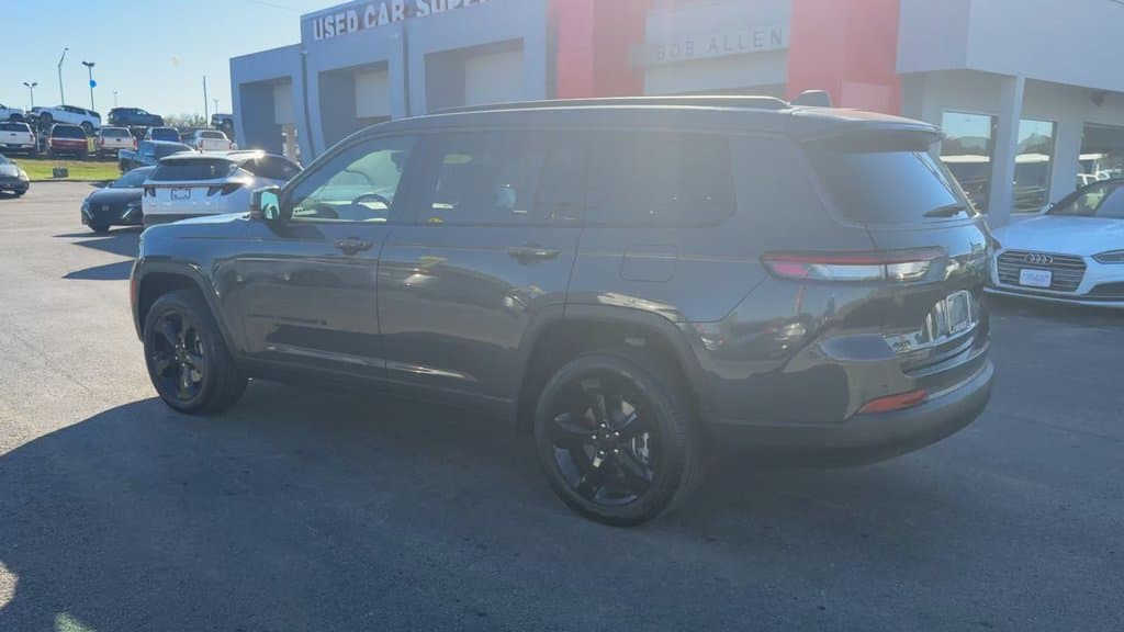 Pre-Owned 2026 Jeep Grand Cherokee L Limited - photo - 3