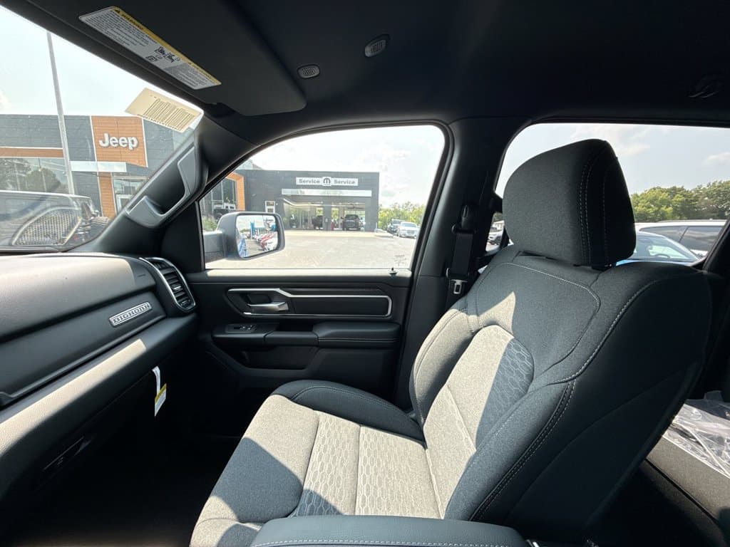 New 2026 Ram 1500 Big Horn/Lone Star - photo - 30