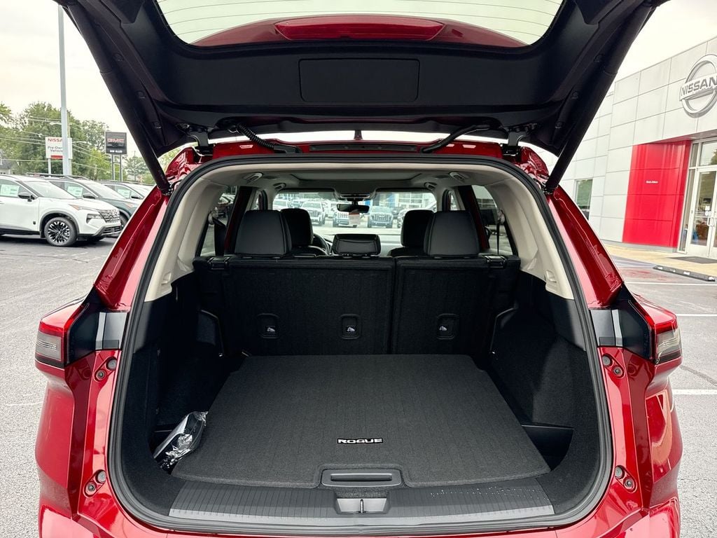 New 2026 Nissan Rogue Dark Armor - photo - 16