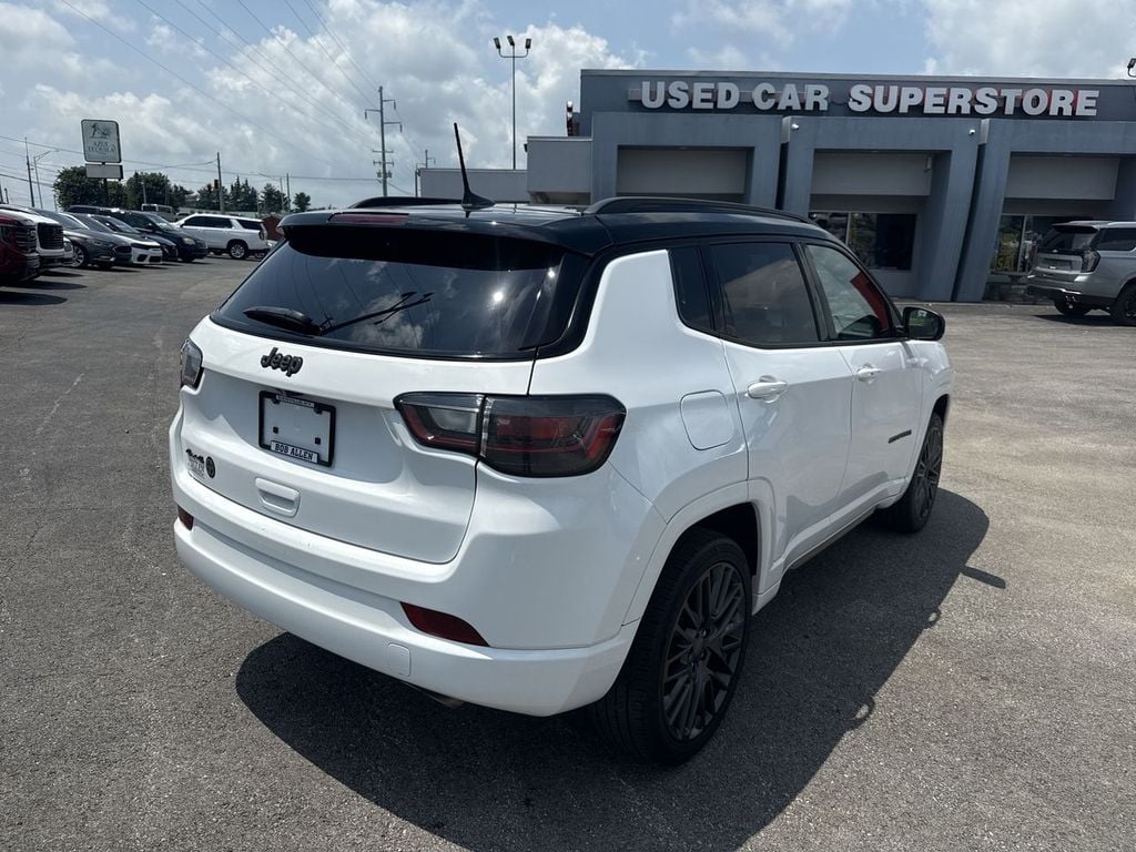 Pre-Owned 2022 Jeep Compass Limited - photo - 12