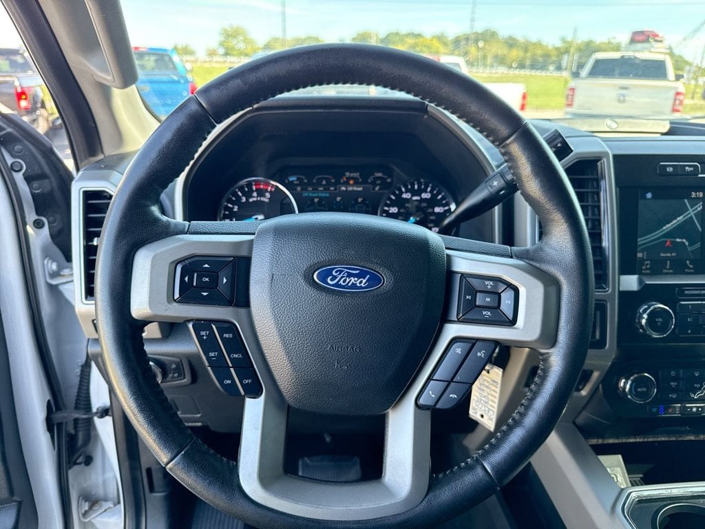 Pre-Owned 2019 Ford F-250SD Lariat - photo - 14