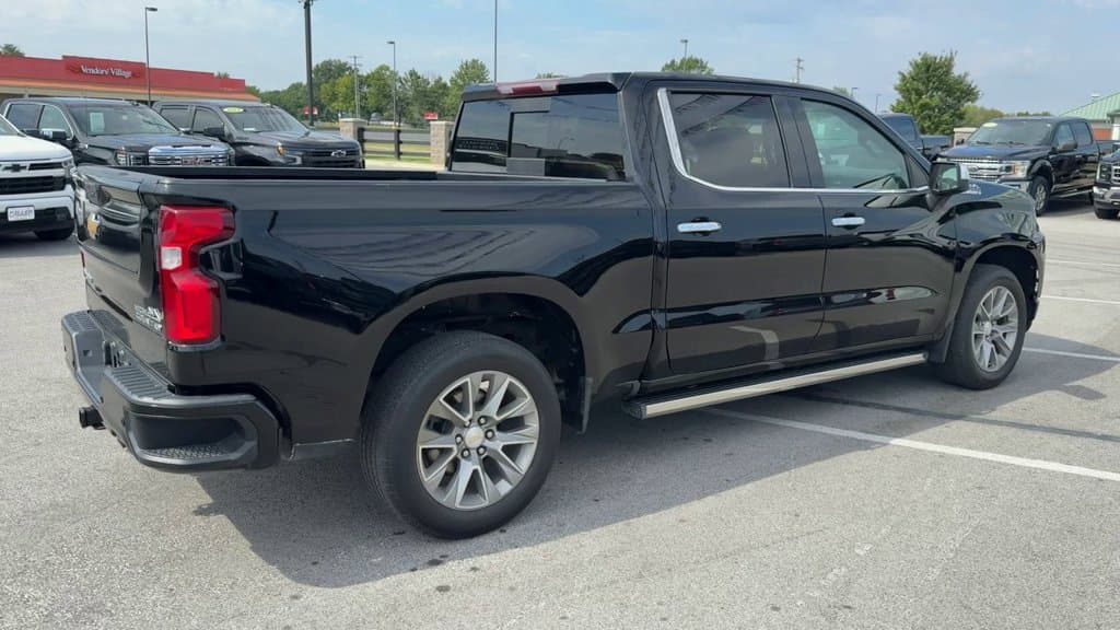 Pre-Owned 2021 Chevrolet Silverado 1500 High Country - photo - 6
