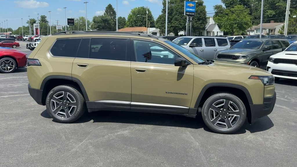 New 2026 Jeep Cherokee Laredo - photo - 7