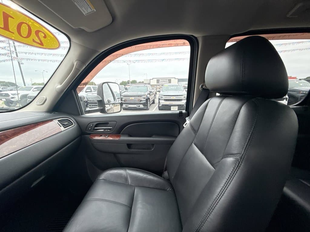 Pre-Owned 2011 Chevrolet Silverado 3500HD LTZ - photo - 22
