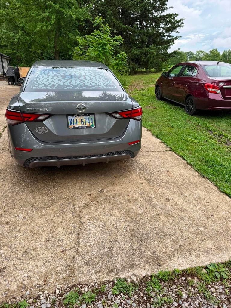 Pre-Owned 2022 Nissan Sentra S - photo - 3