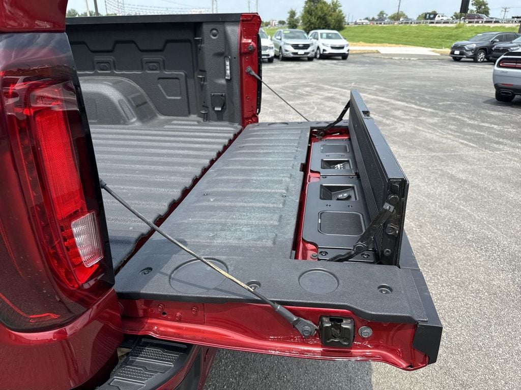 Pre-Owned 2025 GMC Sierra 1500 AT4 - photo - 32