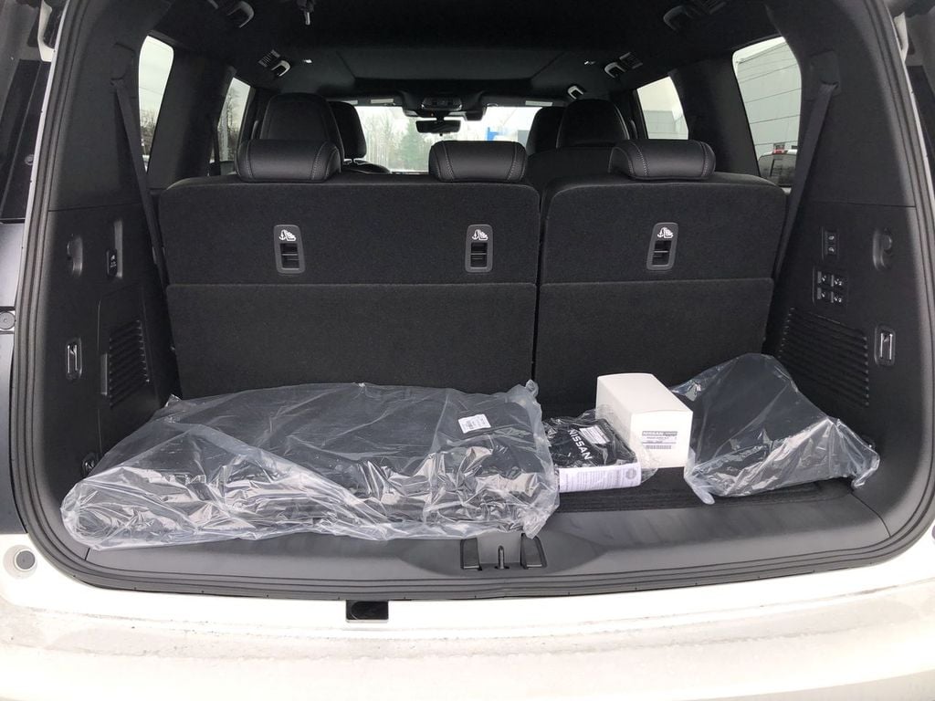 New 2026 Nissan Armada PRO-4X - photo - 16
