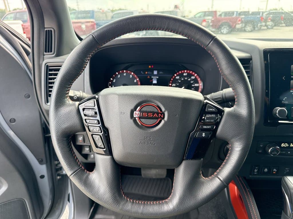 Pre-Owned 2024 Nissan Frontier PRO-4X - photo - 22