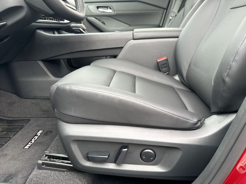 New 2026 Nissan Rogue Dark Armor - photo - 22