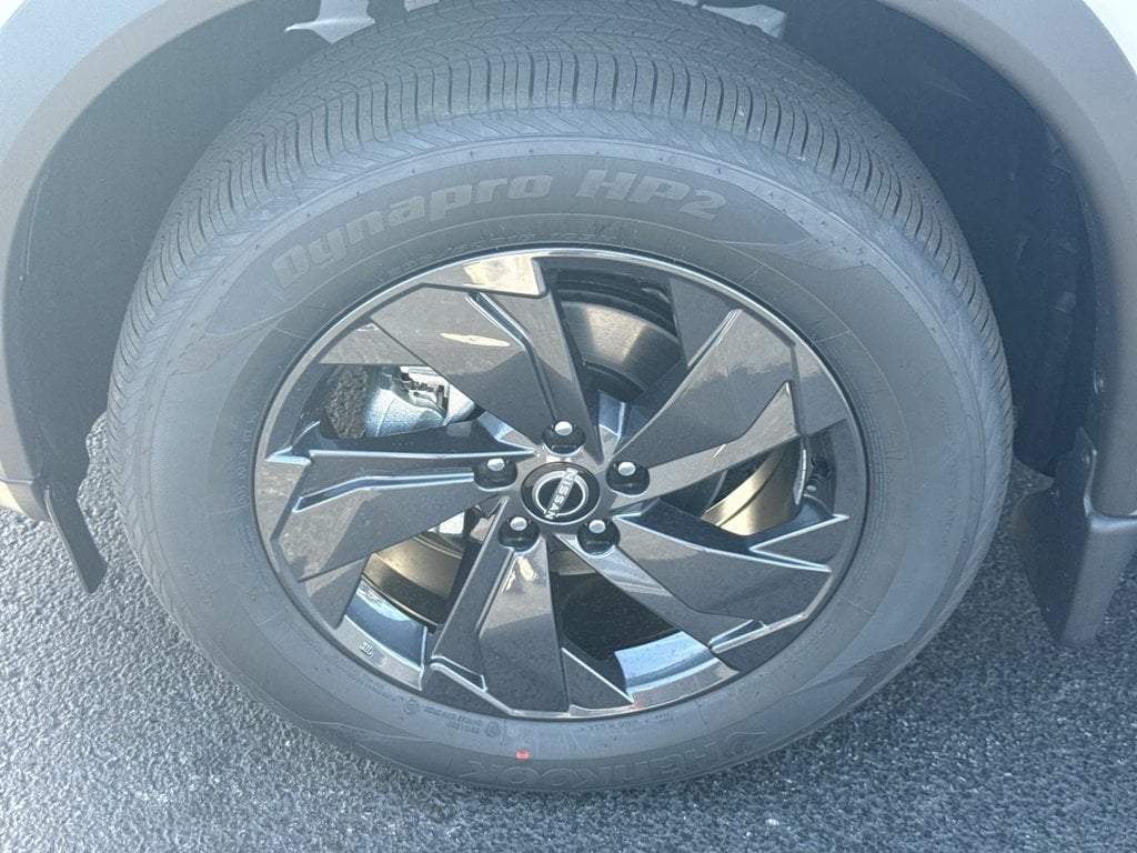 New 2026 Nissan Rogue SV - photo - 9