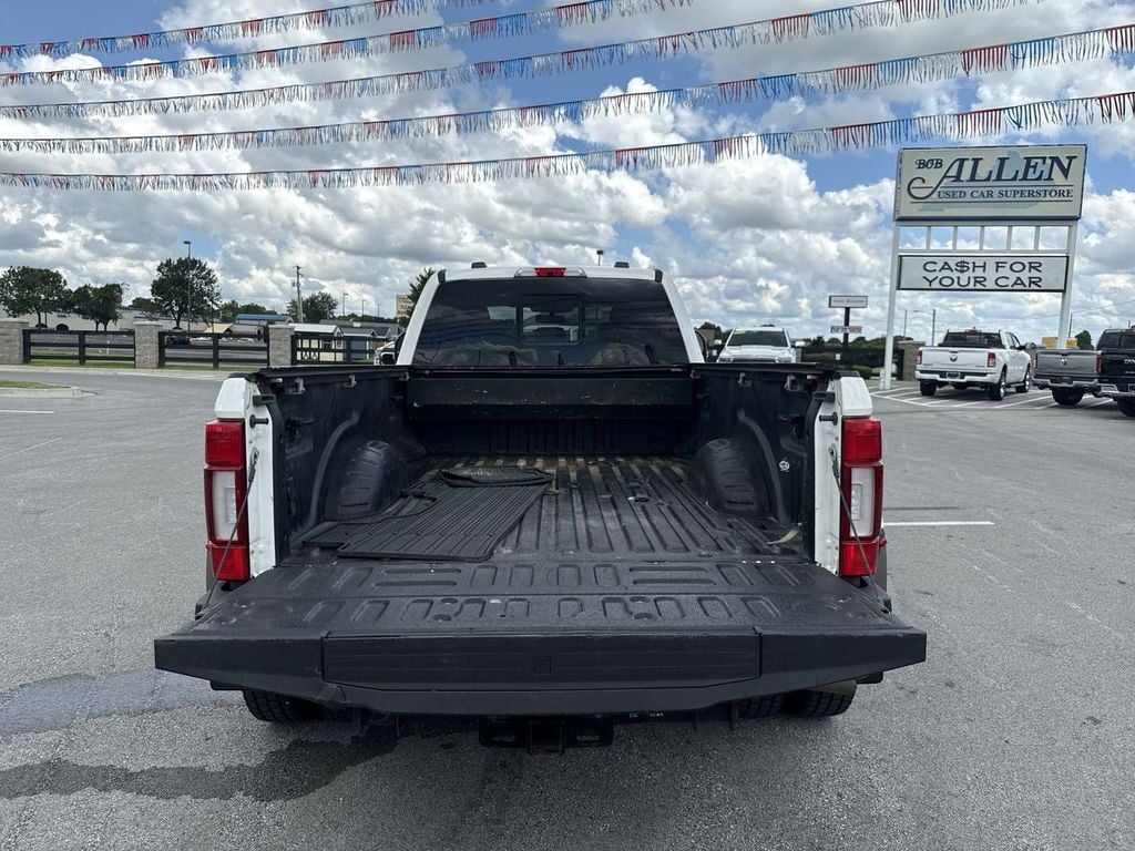 Pre-Owned 2022 Ford F-450SD King Ranch - photo - 16