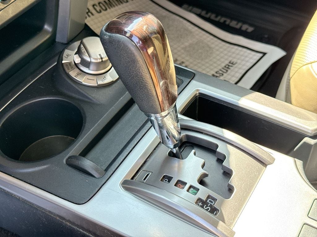 Pre-Owned 2020 Toyota 4Runner Limited - photo - 17