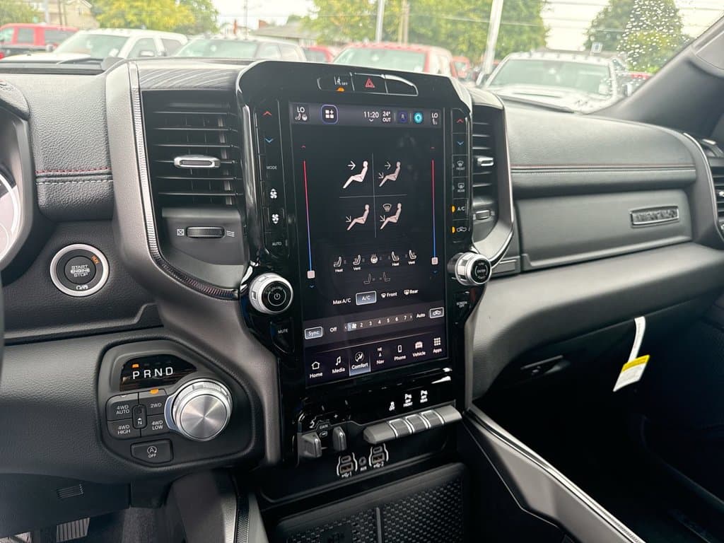 New 2026 Ram 1500 Laramie - photo - 29