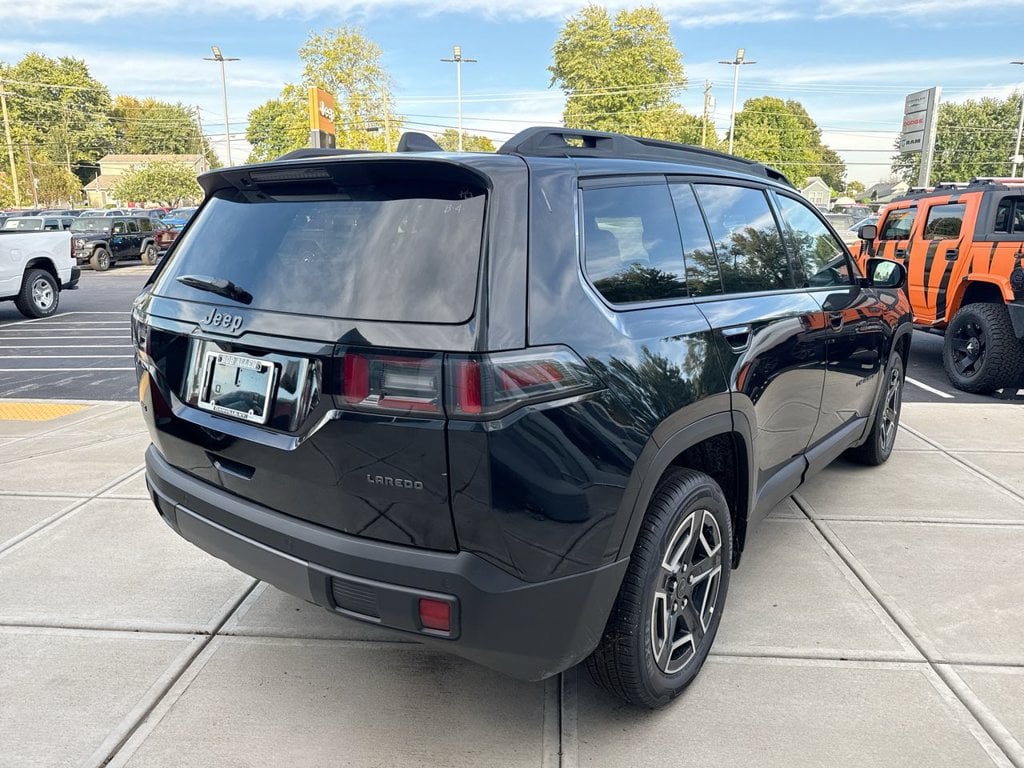 New 2026 Jeep Cherokee Laredo - photo - 4