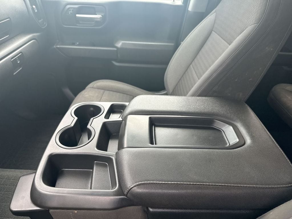 Pre-Owned 2022 Chevrolet Silverado 1500 Custom - photo - 24
