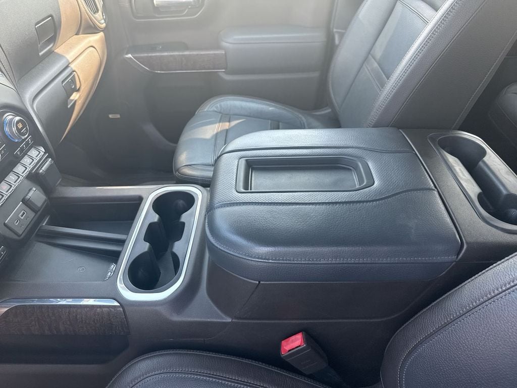 Pre-Owned 2019 GMC Sierra 1500 Denali - photo - 16