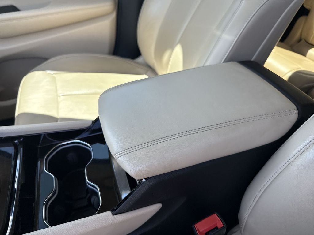 Pre-Owned 2022 Jeep Grand Cherokee L Limited - photo - 26