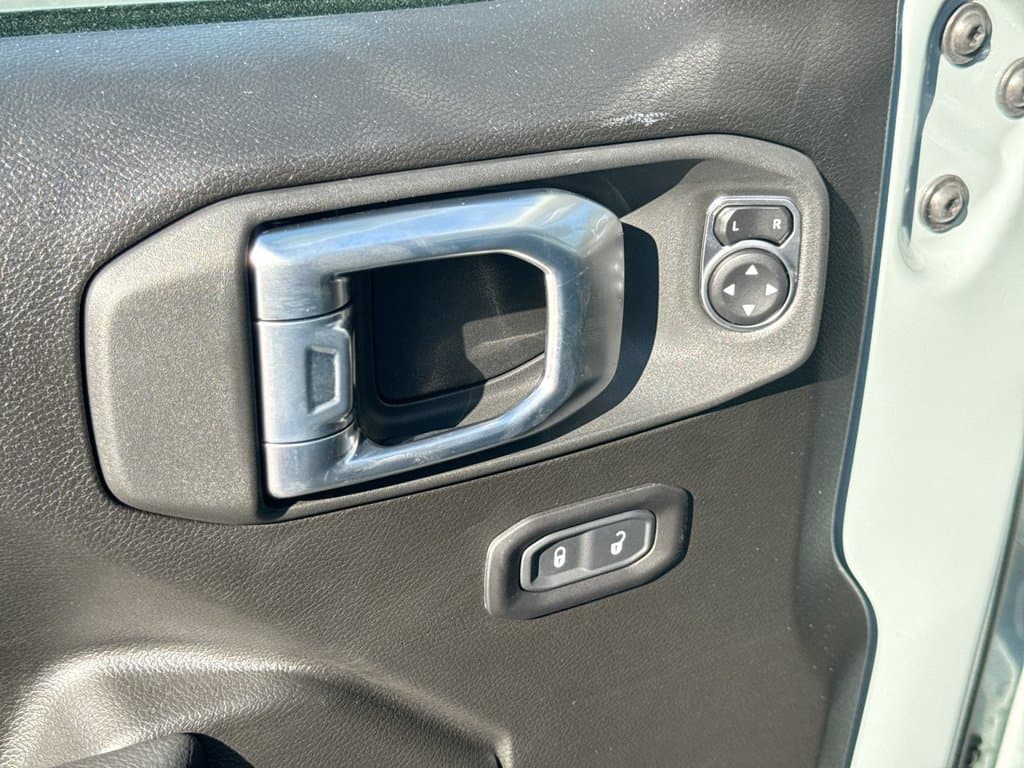 New 2027 Jeep Wrangler Willys - photo - 19