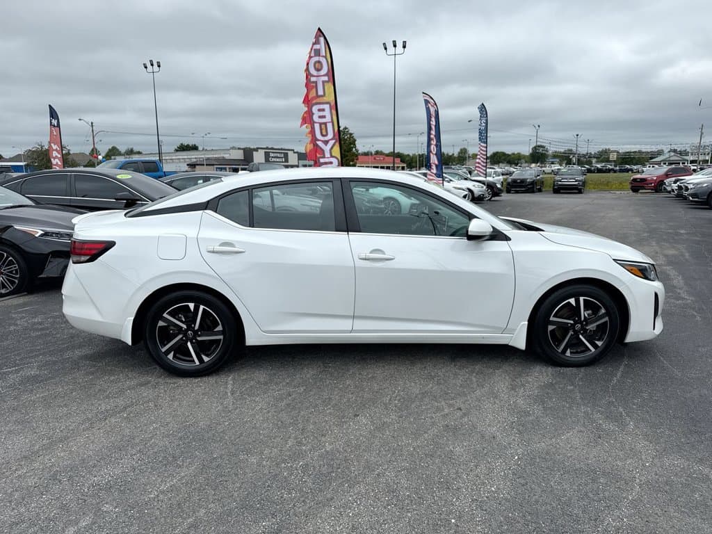 Pre-Owned 2024 Nissan Sentra SV - photo - 13