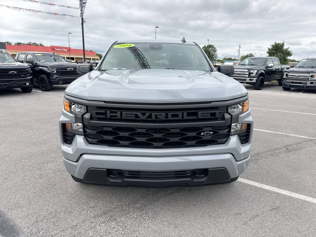 Pre-Owned 2024 Chevrolet Silverado 1500 Custom - photo - 15