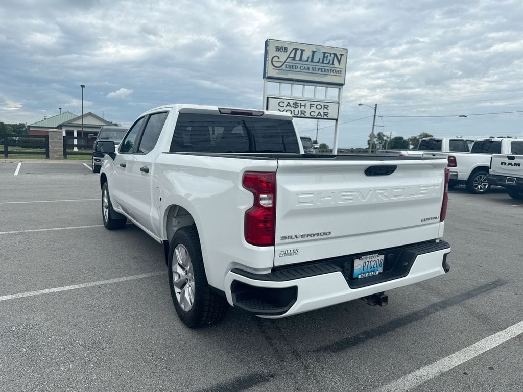 Pre-Owned 2022 Chevrolet Silverado 1500 Custom - photo - 11