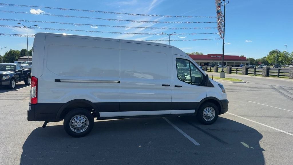 Pre-Owned 2023 Ford Transit-250 Base - photo - 6