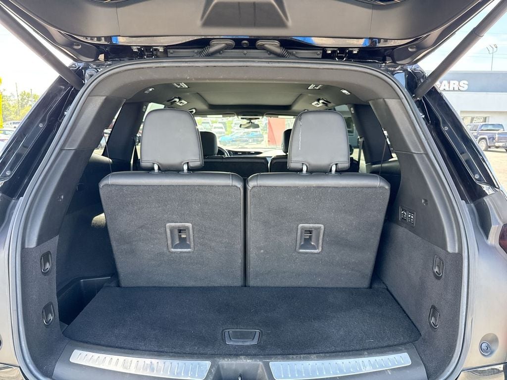 Pre-Owned 2022 Cadillac XT6 Premium Luxury - photo - 16