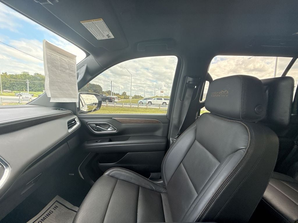 Pre-Owned 2024 Chevrolet Tahoe High Country - photo - 33