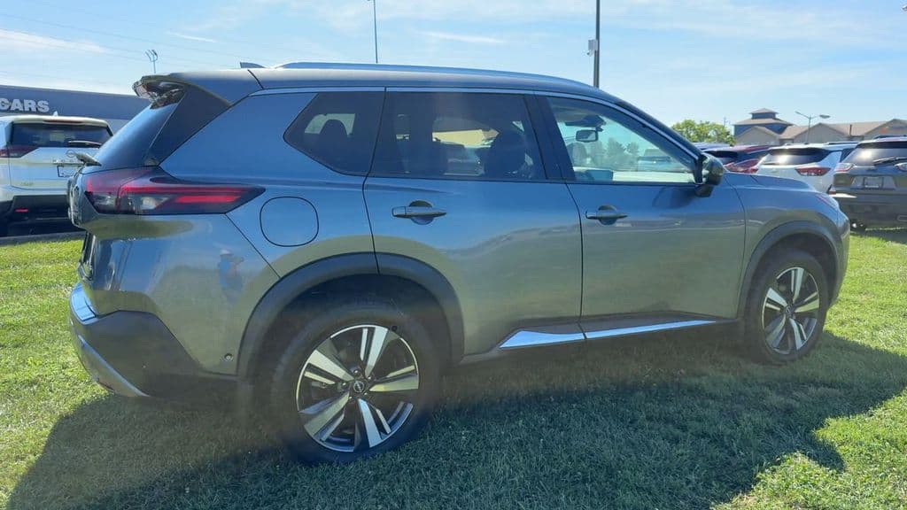 Pre-Owned 2023 Nissan Rogue SL - photo - 6