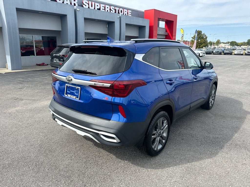 Pre-Owned 2021 Kia Seltos S - photo - 12