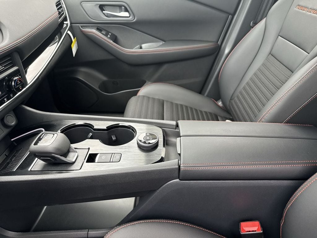 New 2026 Nissan Rogue Rock Creek - photo - 25