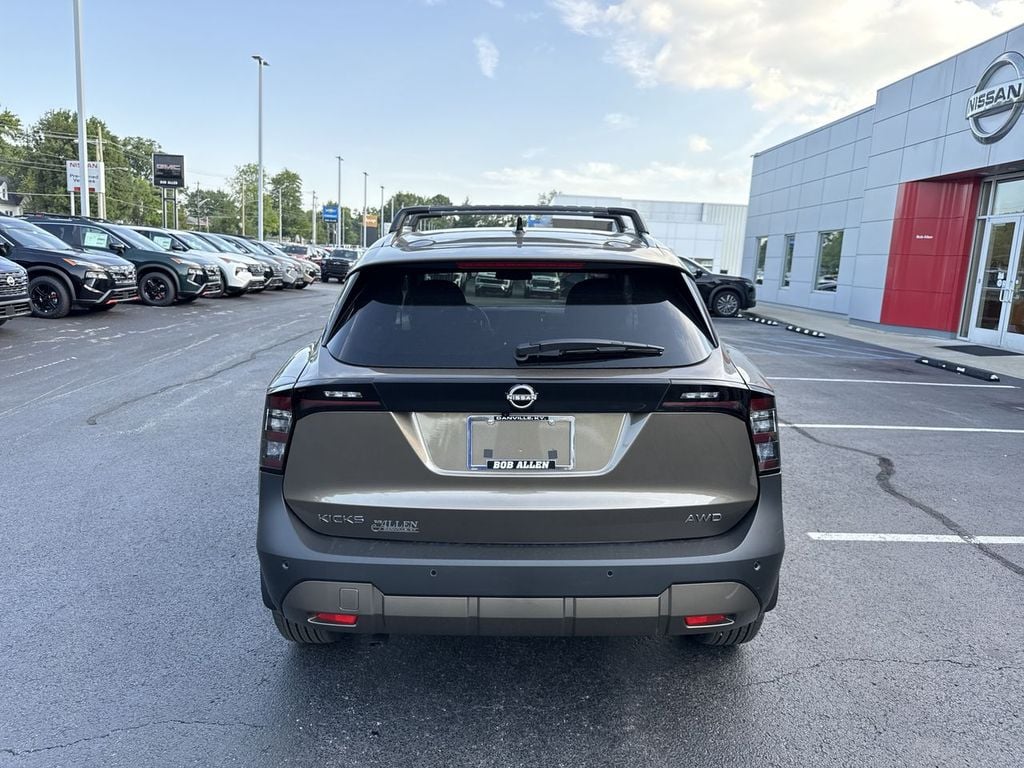 New 2026 Nissan Kicks SV - photo - 17