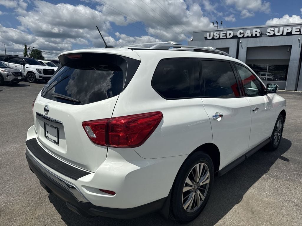 Pre-Owned 2018 Nissan Pathfinder S - photo - 12