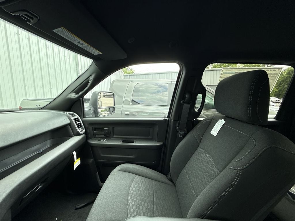 New 2026 Ram 2500 - photo - 30