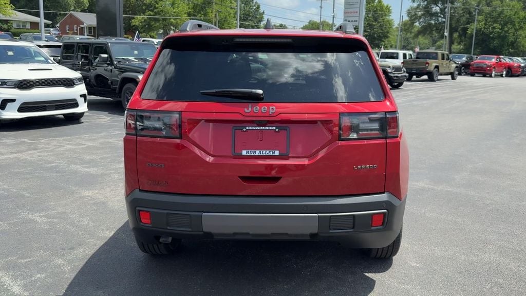 New 2026 Jeep Cherokee Laredo - photo - 5
