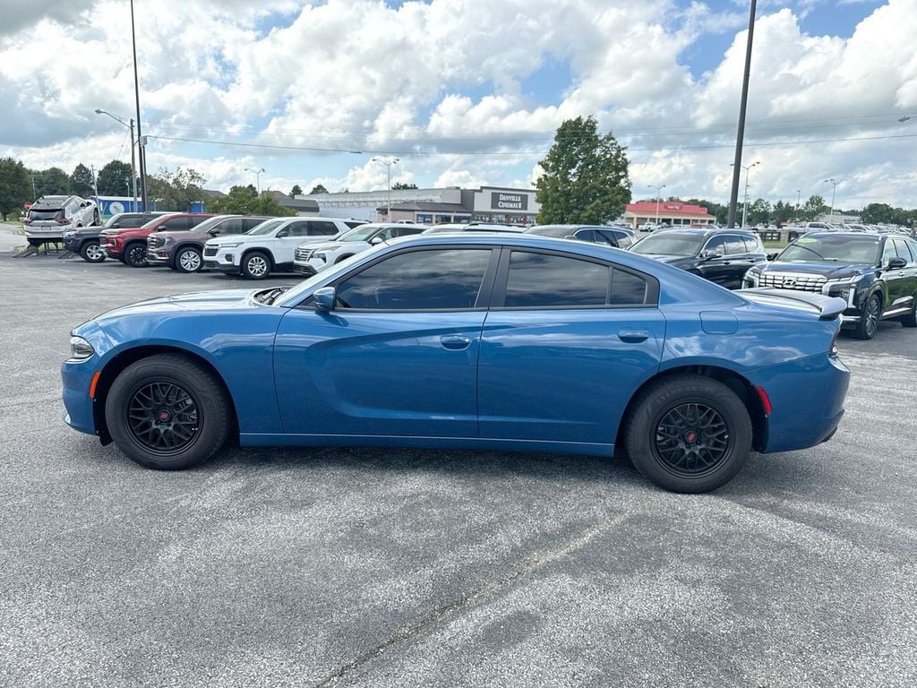 Pre-Owned 2022 Dodge Charger SXT - photo - 10