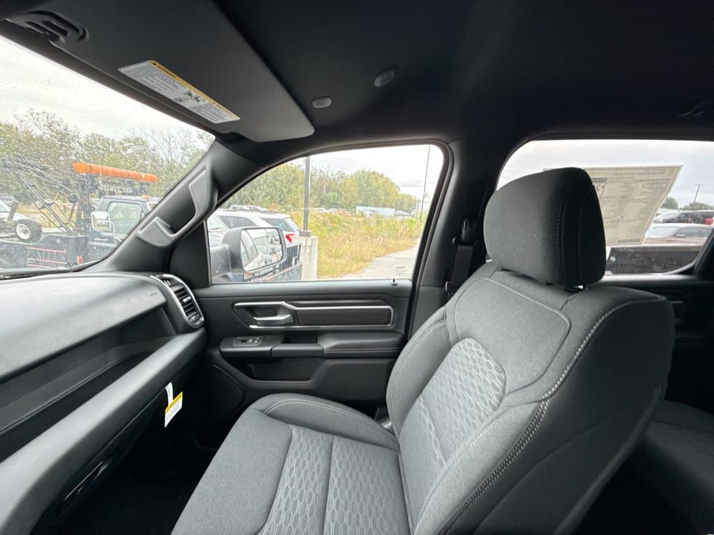 New 2026 Ram 1500 Big Horn/Lone Star - photo - 29