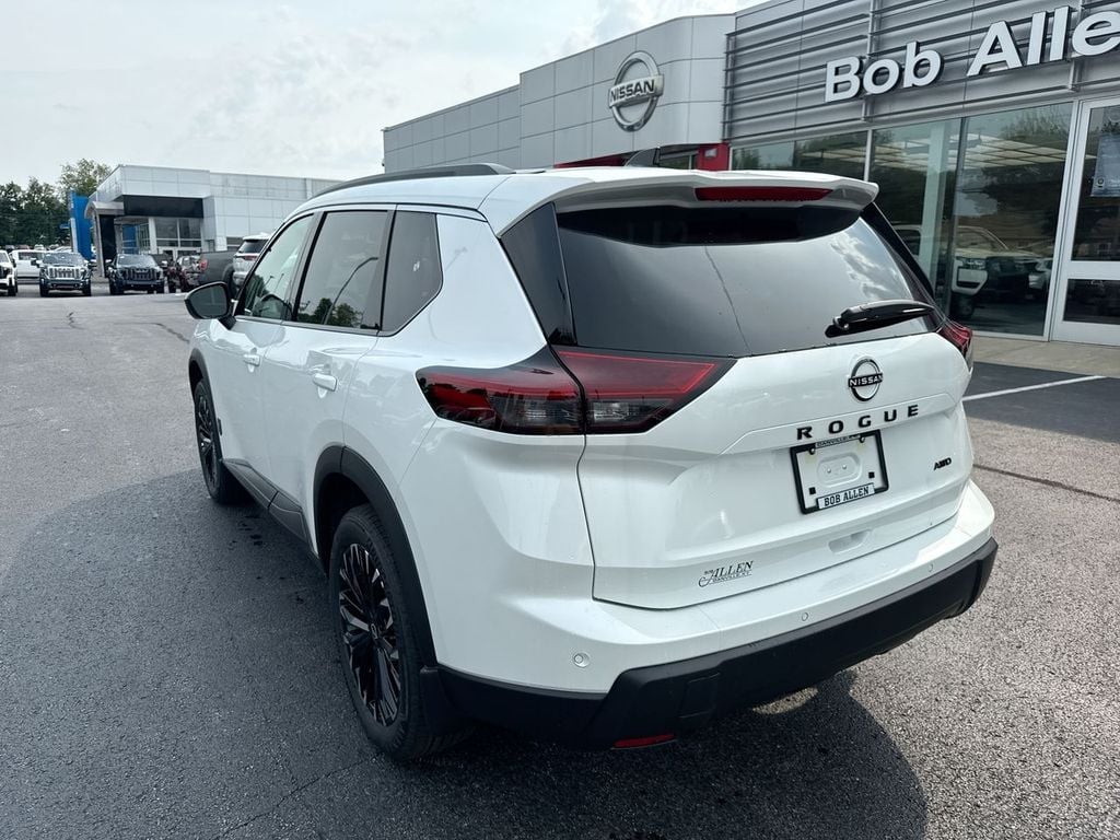 New 2026 Nissan Rogue Dark Armor - photo - 11