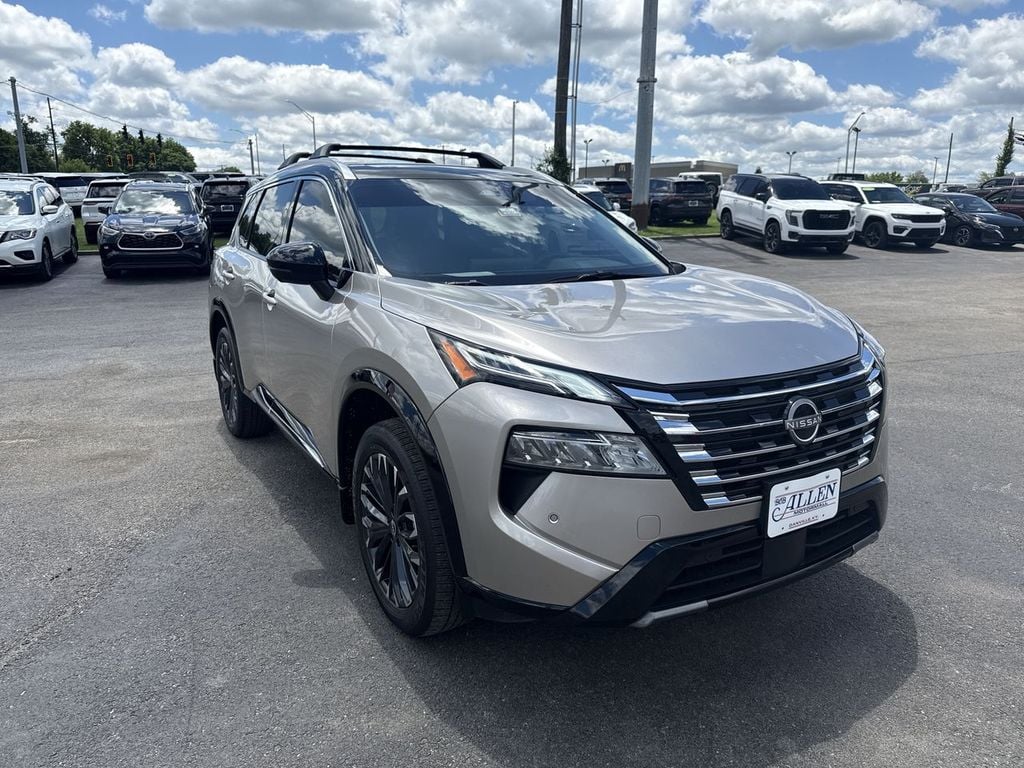 Pre-Owned 2025 Nissan Rogue Platinum - photo - 14