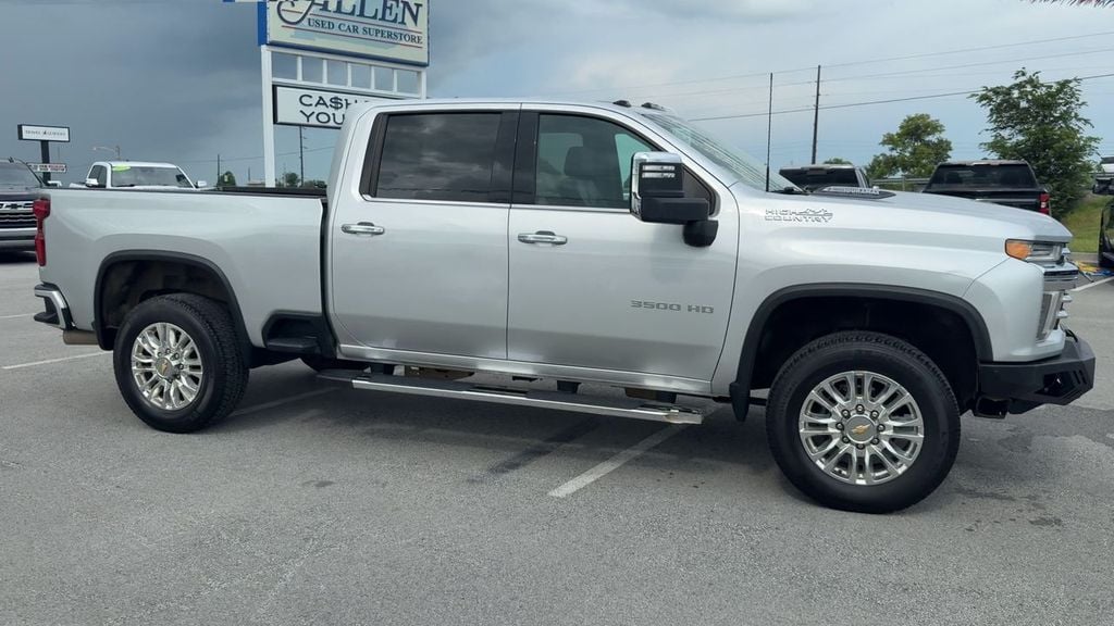 Pre-Owned 2022 Chevrolet Silverado 3500HD High Country - photo - 7